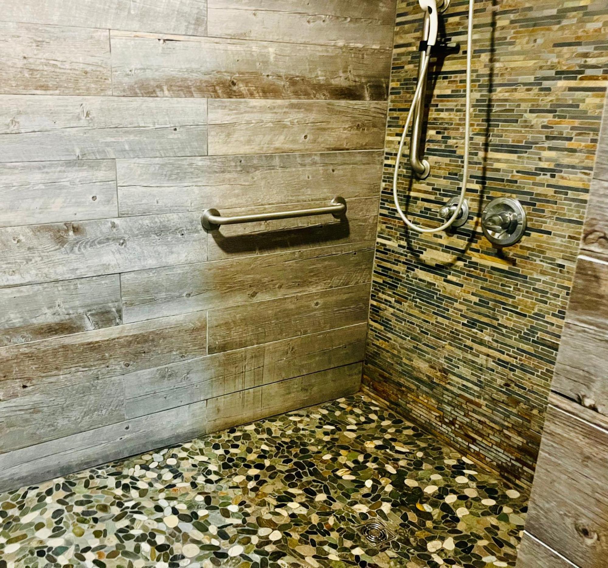 Americas Best Value Inn Уол Екстериор снимка
