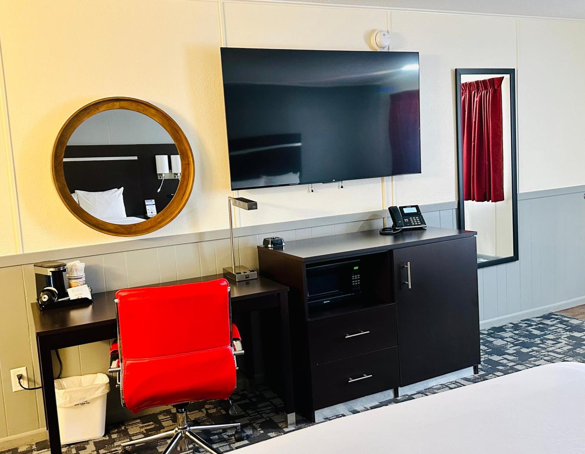 Americas Best Value Inn Уол Екстериор снимка