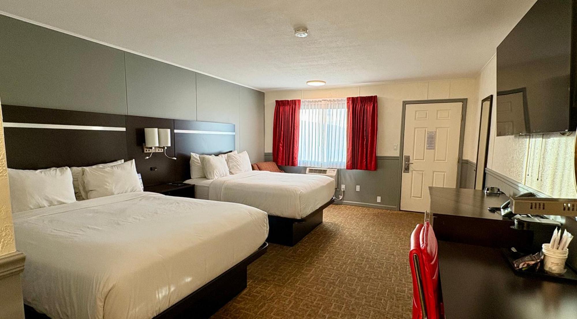 Americas Best Value Inn Уол Екстериор снимка